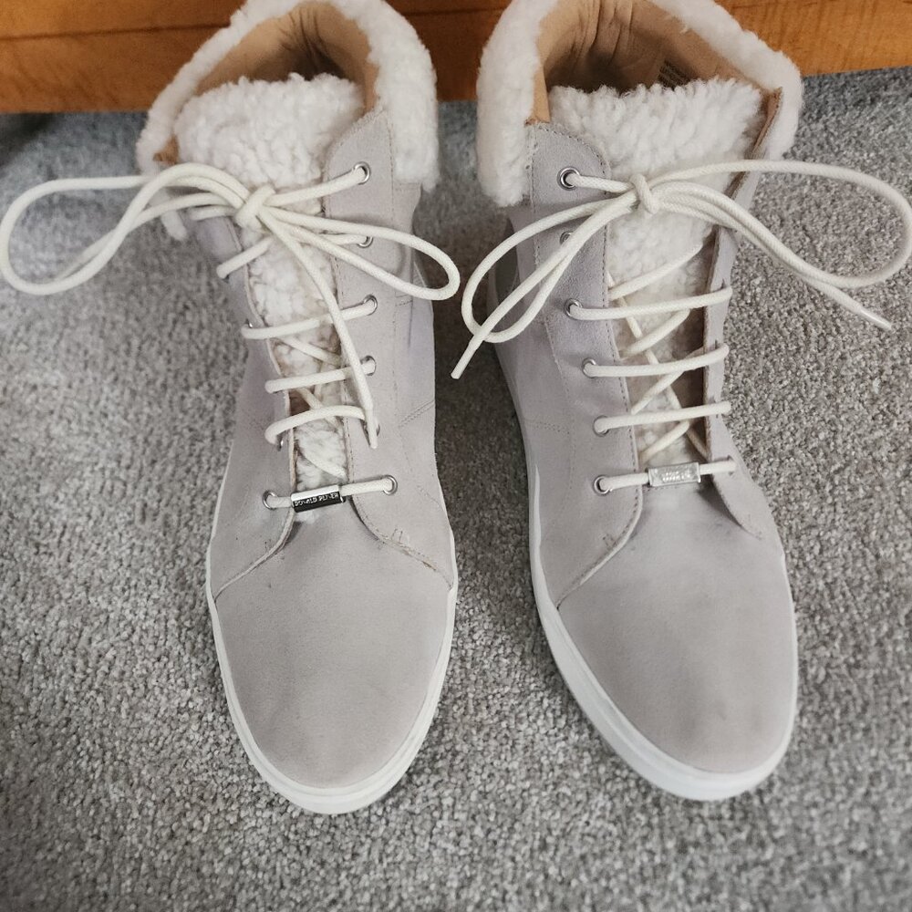 Donald J. Pilner Real Fur Suede Boots - Size 10 - Picture 2 of 6